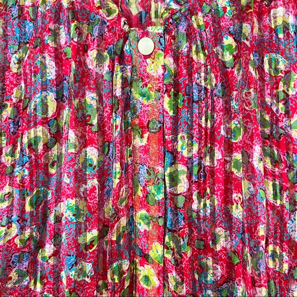 Dana Maxx silk accordion top - Picture 5 of 7